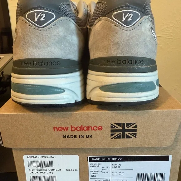 New Balance Gray Men's Shoes - Picture 3 of 6